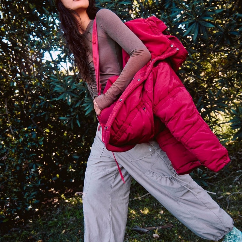 FP Movement by Free People Red Puffer Jacket - Brand New NWTs Winter Ski Apres - Picture 3 of 7
